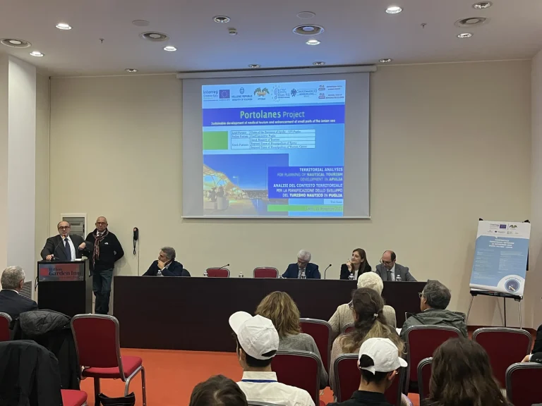 L'apertura della conferenza territoriale del 29 novembre 2023 — PORTOLANES, Hotel Hilton Garden Inn, Lecce